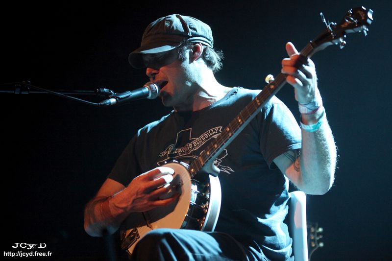 S JCyD 040135-Possessed by Paul James