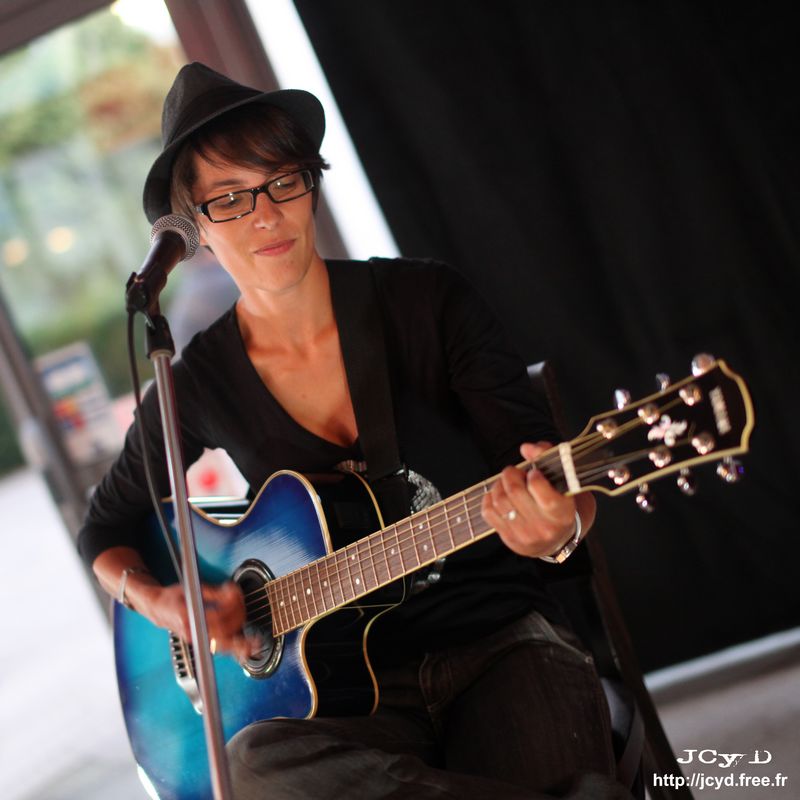 S JCyD 034743-Caroline Beley